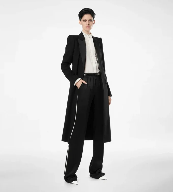 Camisa de crepé de seda con detalles plisados