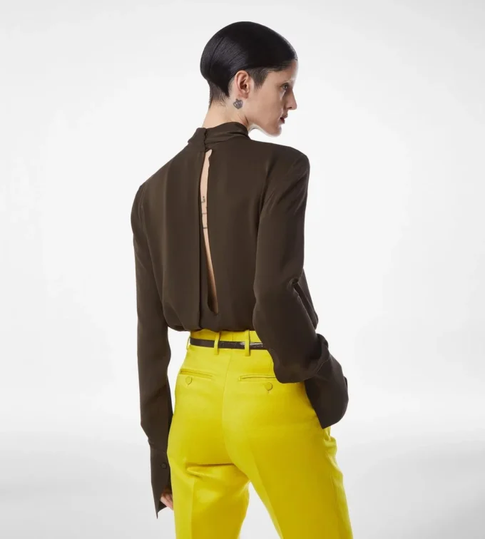 Blusa de manga larga de georgette de seda lavada