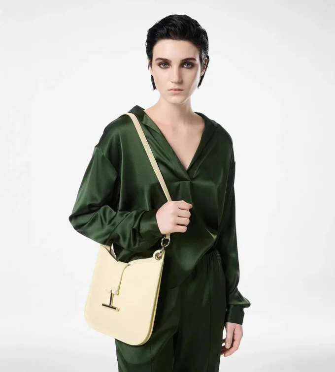 Bolso bandolera pequeño Tara de piel granulada Bolso bandolera pequeño Tara de piel granulada