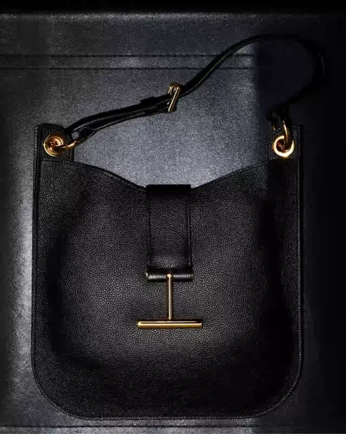 Bolso bandolera pequeño Tara de piel granulada Bolso bandolera pequeño Tara de piel granulada