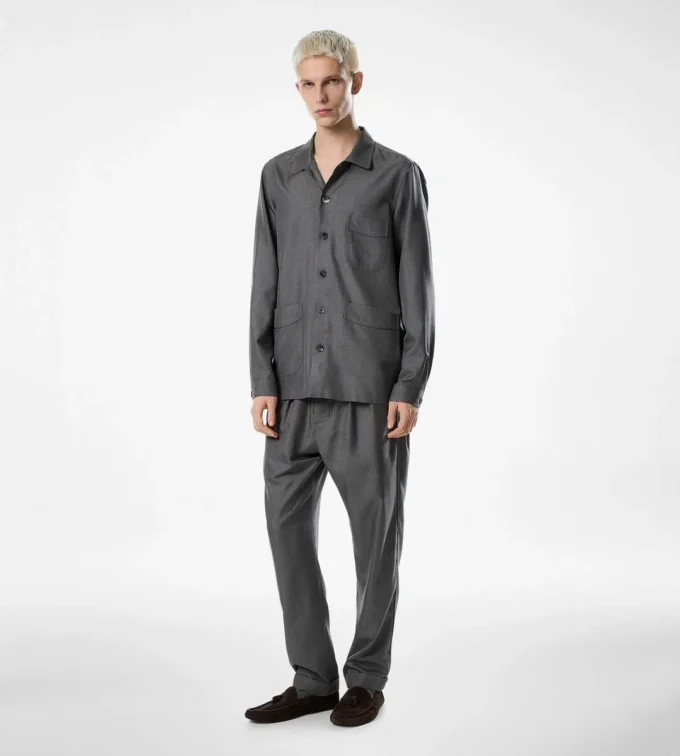 Pantalón ligero de seda teñida con hilo Pantalón ligero de seda teñida con hilo