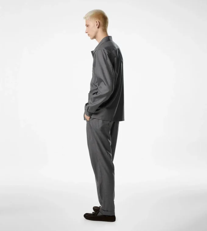 Pantalón ligero de seda teñida con hilo Pantalón ligero de seda teñida con hilo