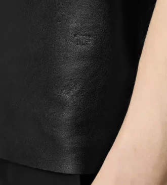 Camiseta de cuello redondo de napa suave