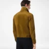 Chaqueta camionera con cuello de piel de oveja y ante cepillado Chaqueta camionera con cuello de piel de oveja y ante cepillado