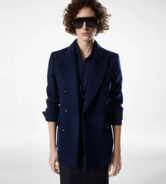 Chaqueta cruzada con cuello interior de piel