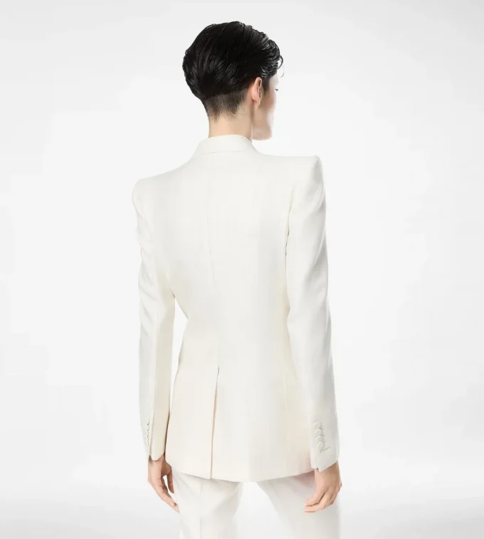 Chaqueta cruzada de lana y seda con rayas sombreadas y solapas en pico Chaqueta cruzada de lana y seda con rayas sombreadas y solapas en pico
