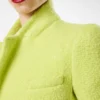 Chaqueta cruzada de tweed con lentejuelas, mezcla de lana, cachemira y seda Chaqueta cruzada de tweed con lentejuelas, mezcla de lana, cachemira y seda