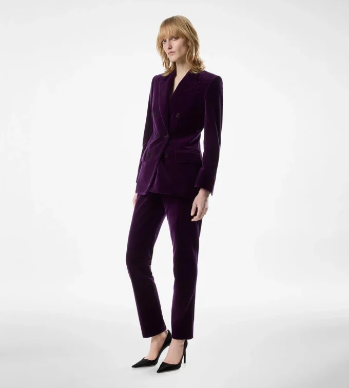 Chaqueta de terciopelo con solapas en pico y doble botonadura de Wallis Chaqueta de terciopelo con solapas en pico y doble botonadura de Wallis