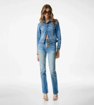 Chaqueta vaquera lavada en piedra para verano