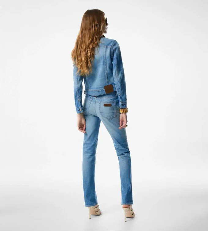 Chaqueta vaquera lavada en piedra para verano Chaqueta vaquera lavada en piedra para verano