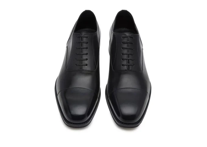 Claydon con puntera y cordones