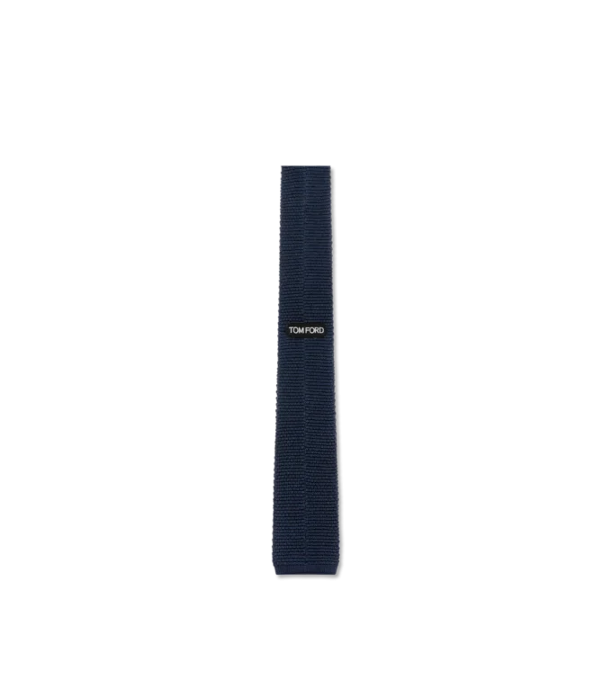Corbata de seda tejida con lunares