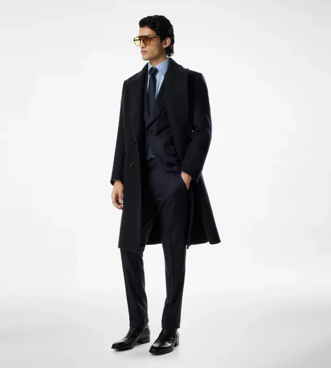 Corbata de seda tejida con lunares
