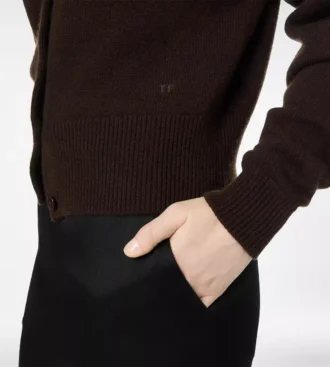 Cárdigan de cuello abierto de cachemira suave