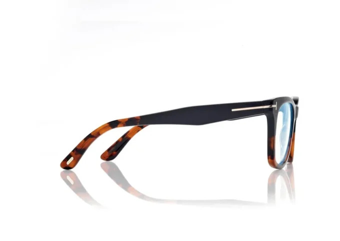 Gafas ópticas cuadradas con filtro azul y gafas de sol acoplables Gafas ópticas cuadradas con filtro azul y gafas de sol acoplables