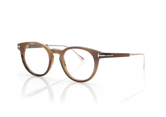 Gafas redondas de cuerno y titanio