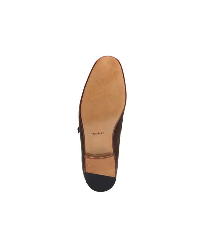 Mocasines de ante Gigi con hebilla y banda retorcida Mocasines de ante Gigi con hebilla y banda retorcida