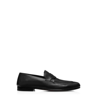 Mocasines Gigi con banda retorcida de piel suave y flexible