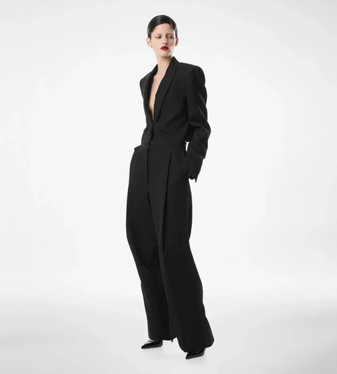 Mono de esmoquin de lana elegante Mono de esmoquin de lana elegante