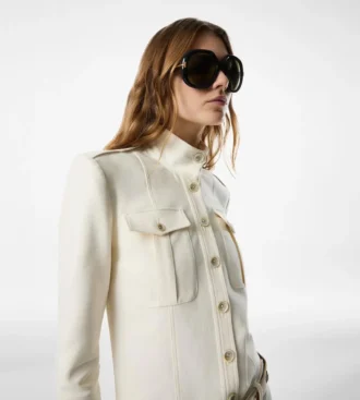 Mono safari con cuello alto