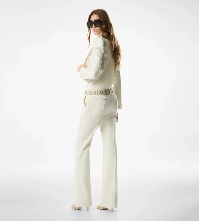 Mono safari con cuello alto