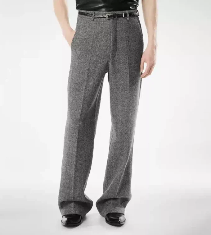 Pantalón doble dividible con diseño en espiga de piel de tiburón Pantalón doble dividible con diseño en espiga de piel de tiburón