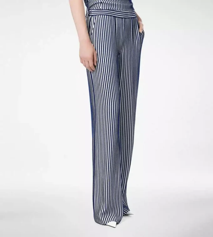 Pantalones de georgette de seda bordados con lentejuelas Pantalones de georgette de seda bordados con lentejuelas