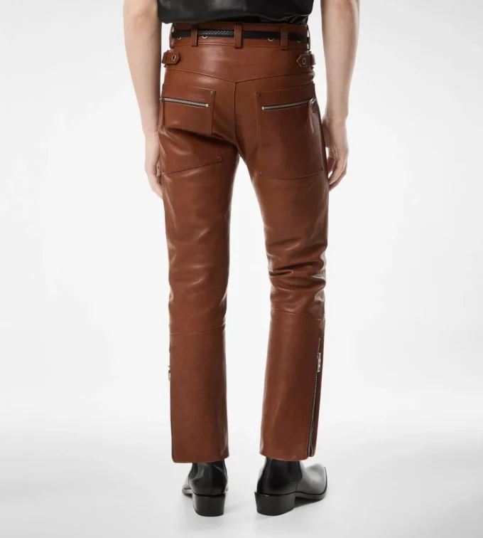 Pantalones moteros de piel de búfalo granulada Pantalones moteros de piel de búfalo granulada