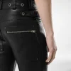 Pantalones moteros de piel granulada Pantalones moteros de piel granulada