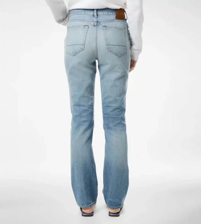 Pantalones rectos de denim lavado a la piedra