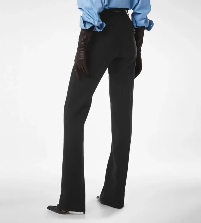 Pantalones rectos entallados de mezcla de lana y seda Pantalones rectos entallados de mezcla de lana y seda