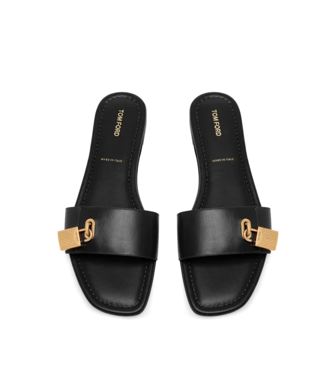 Sandalias de cuero con candado Sandalias de cuero con candado
