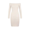 Vestido con hombros descubiertos