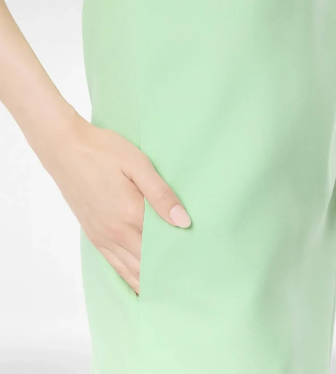 Vestido de cóctel asimétrico sin tirantes de seda elástica doble georgette Vestido de cóctel asimétrico sin tirantes de seda elástica doble georgette