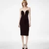 Vestido de cóctel sin tirantes de terciopelo Vestido de cóctel sin tirantes de terciopelo
