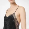 Vestido de noche camisola de crepé de seda con lunares y detalles de encaje Vestido de noche camisola de crepé de seda con lunares y detalles de encaje