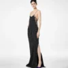Vestido de noche camisola de crepé de seda con lunares y detalles de encaje Vestido de noche camisola de crepé de seda con lunares y detalles de encaje