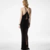 Vestido de noche con cuello en V y aberturas Vestido de noche con cuello en V y aberturas