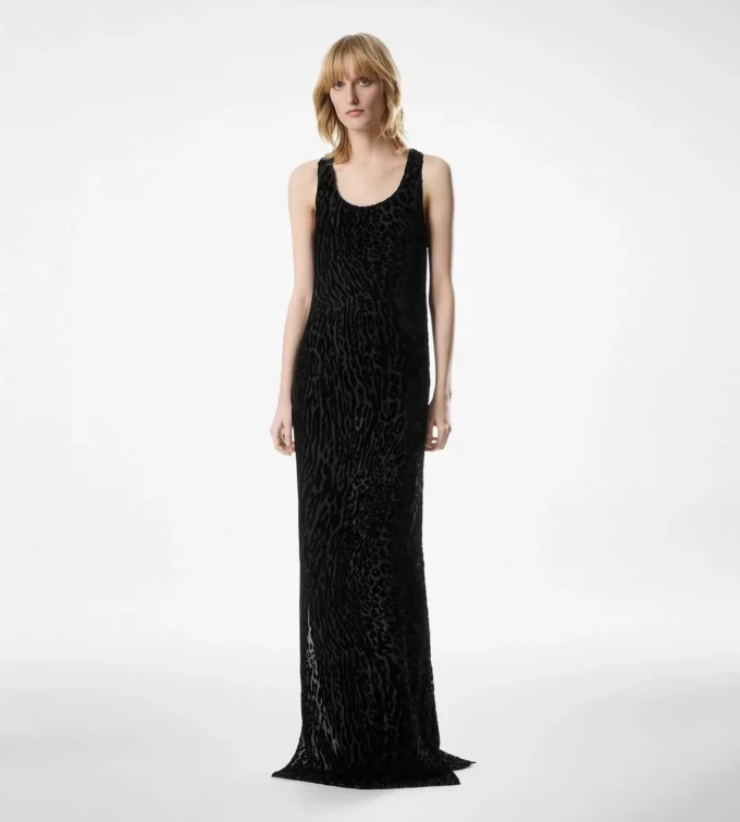 Vestido de noche con espalda nadadora