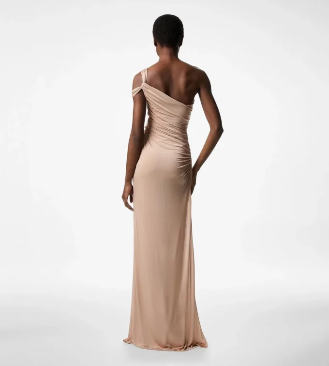 Vestido de noche con un solo hombro y detalle retorcido en la parte delantera Vestido de noche con un solo hombro y detalle retorcido en la parte delantera