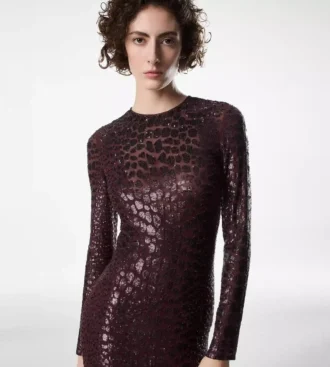 Vestido de noche de manga larga con efecto cocodrilo bordado