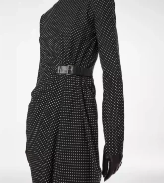 Vestido largo de manga larga de seda estampada con detalles de cuero