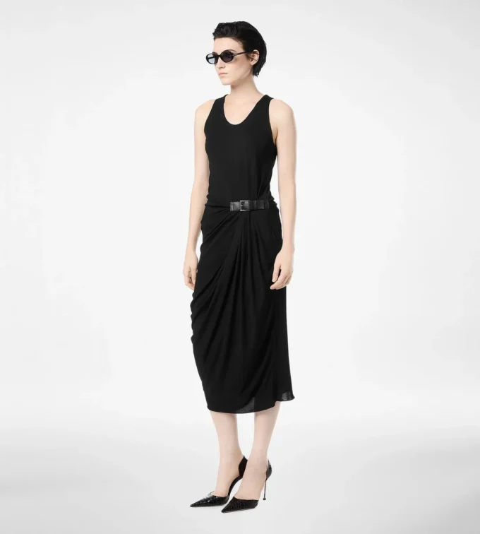 Vestido sin mangas con detalles de cuero Vestido sin mangas con detalles de cuero