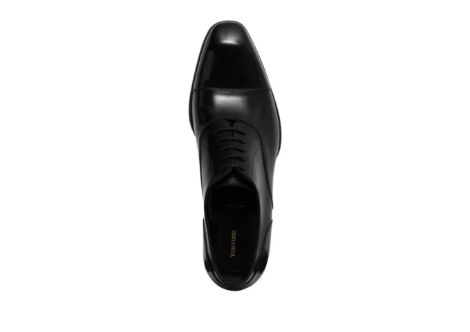 Zapatos con cordones y puntera Elkan de piel lisa