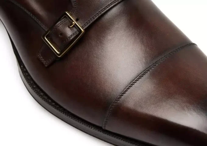 Zapatos con correa Elkan de cuero bruñido Zapatos con correa Elkan de cuero bruñido