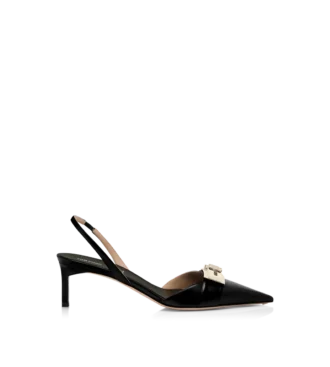 zapatos de tacn con correa trasera de piel brillante 1 330x367 - Zapatos de tac&oacute;n con correa trasera de piel brillante