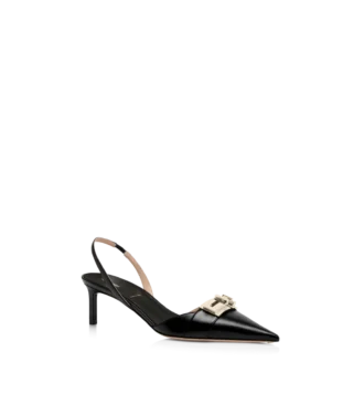 zapatos de tacn con correa trasera de piel brillante 2 330x367 - Zapatos de tac&oacute;n con correa trasera de piel brillante